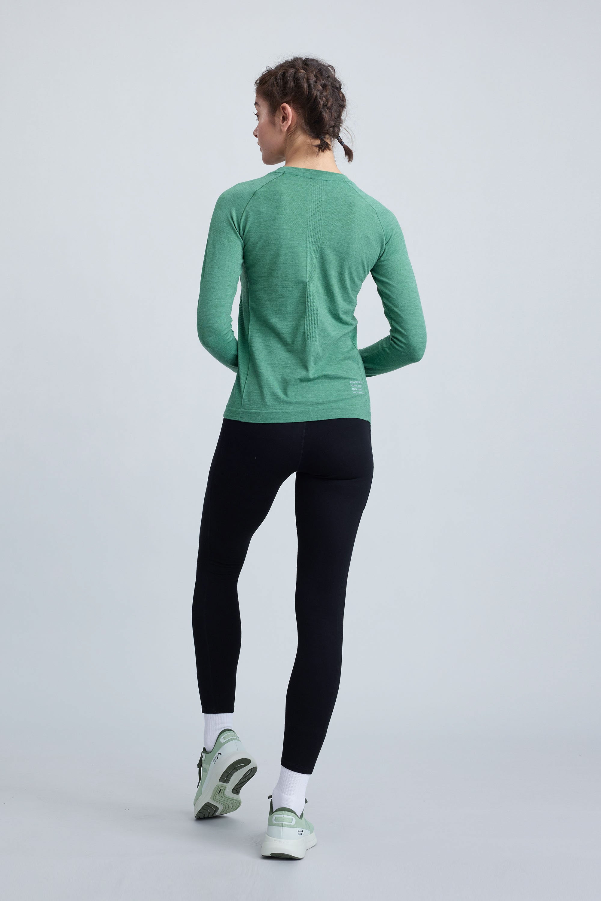 Women's PerformaWool Classic Fit Long Sleeve Top